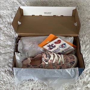 Bob’s from Skechers Beach-Bingo Cat Sneakers